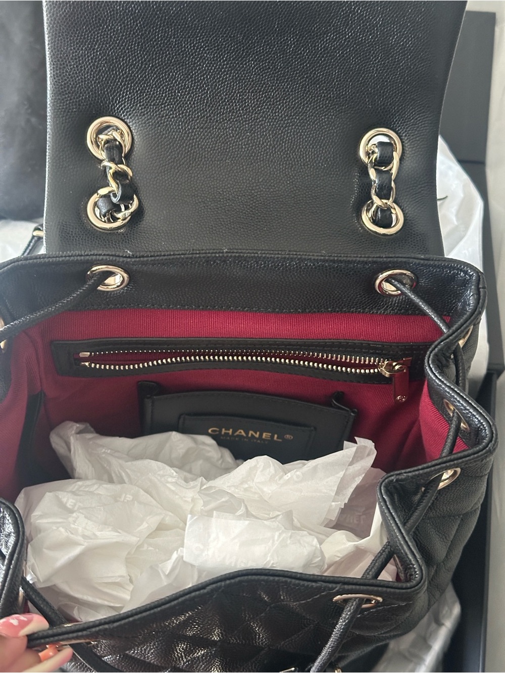 CHANEL Black Quilted Leather Drawstring Backpack with Gold CC - Picture 4 of 7